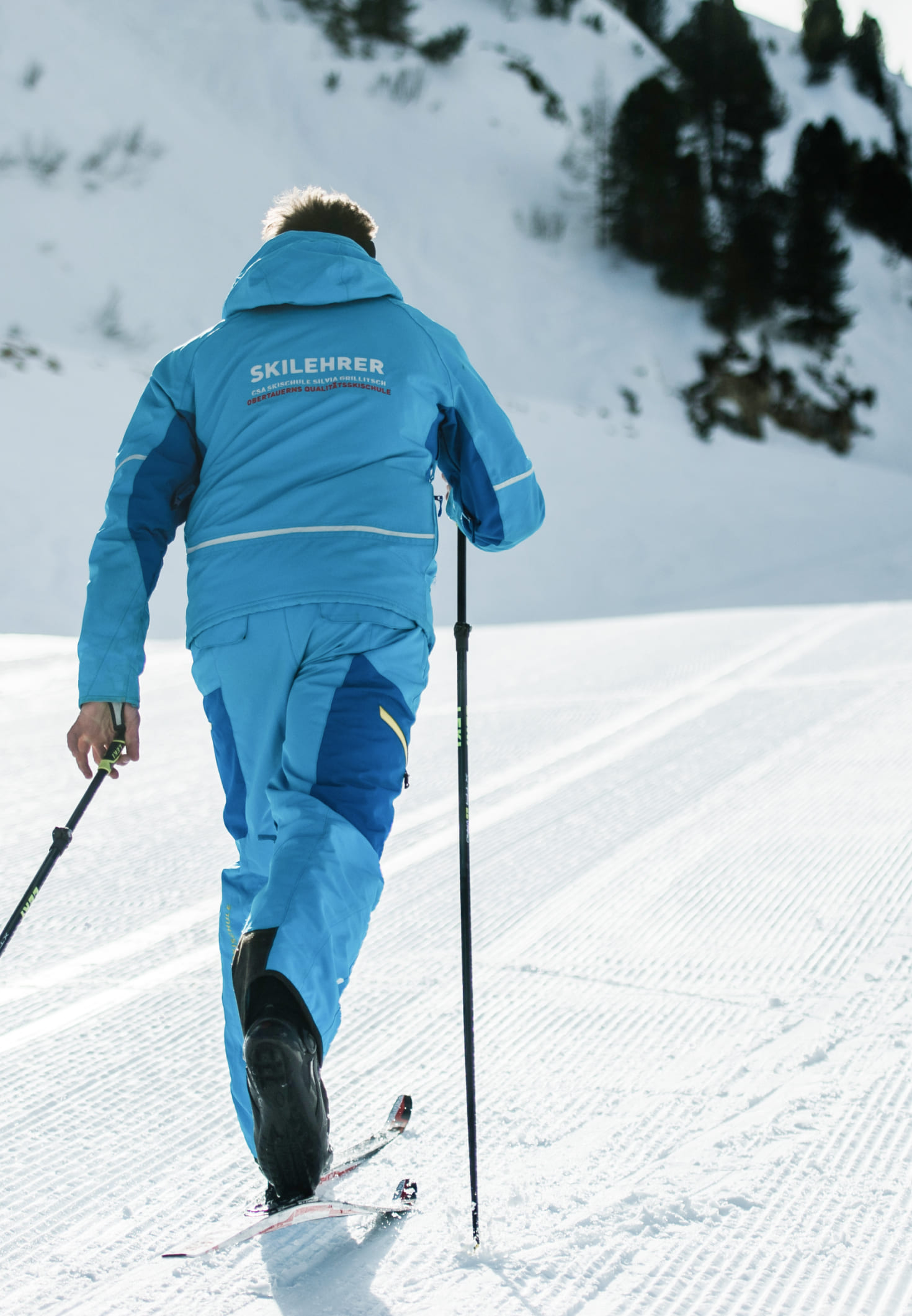 Classic cross-country skiing style