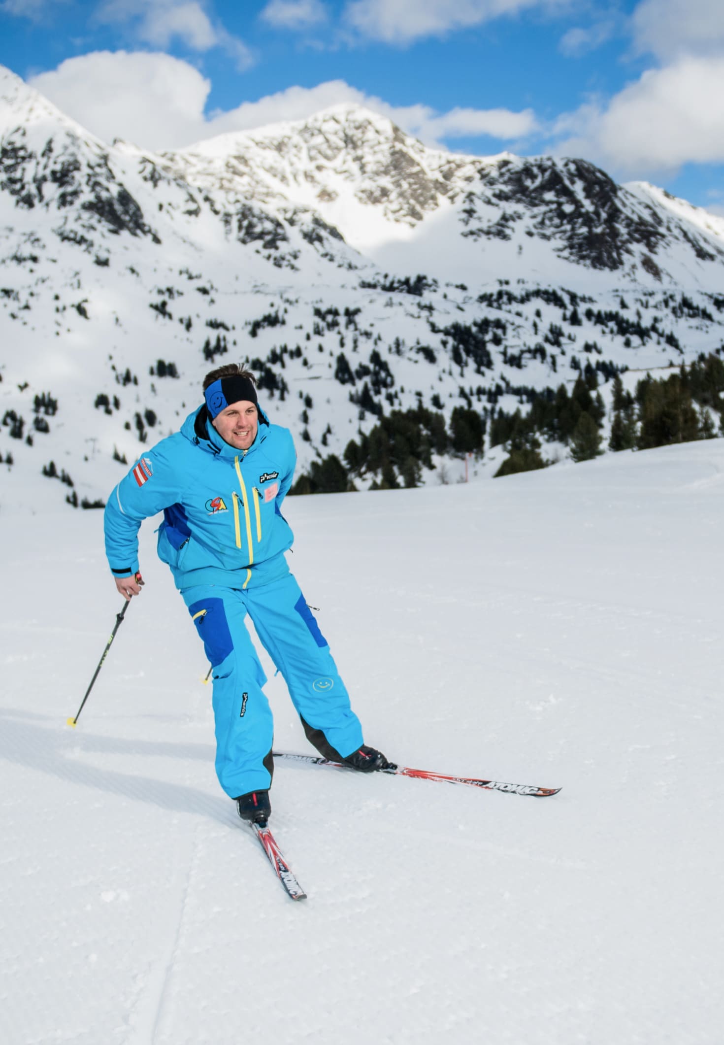 Cross-country skiing skating style